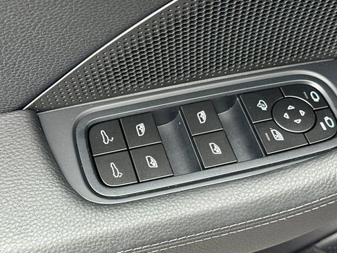 New 2026 Porsche Panamera image 13