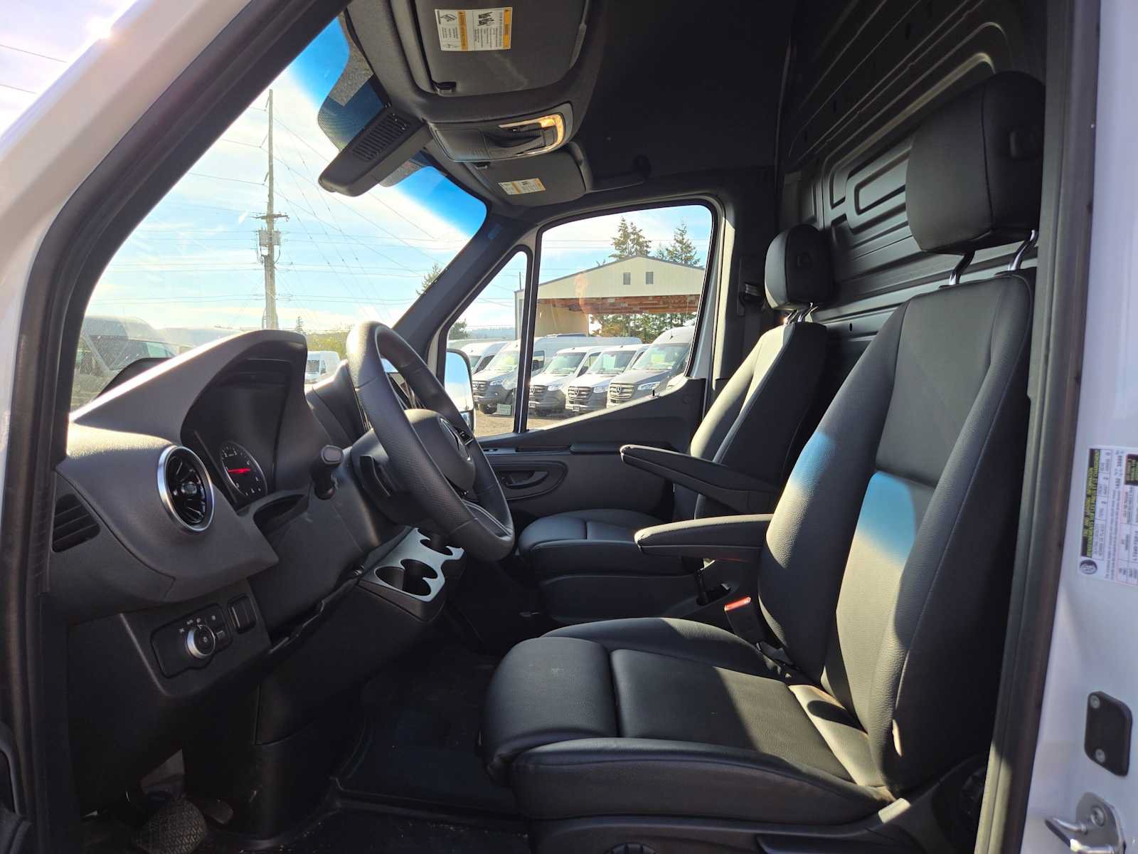 Used 2026 Mercedes-Benz Sprinter 2500 image 20