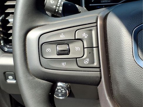 Used 2025 GMC Sierra 1500 AT4 w/ AT4 Premium Package AWD/4WD image 13