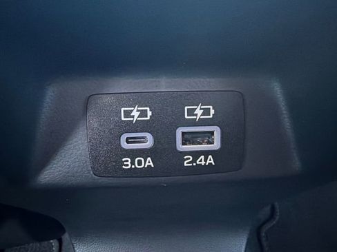 Certified 2025 Subaru Crosstrek 2.5i Premium AWD/4WD image 21