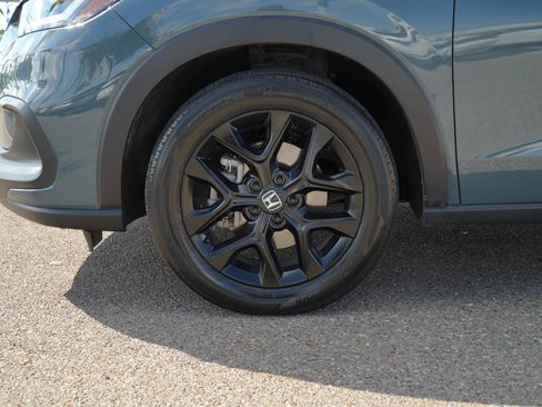 Used 2024 Honda HR-V Sport image 10