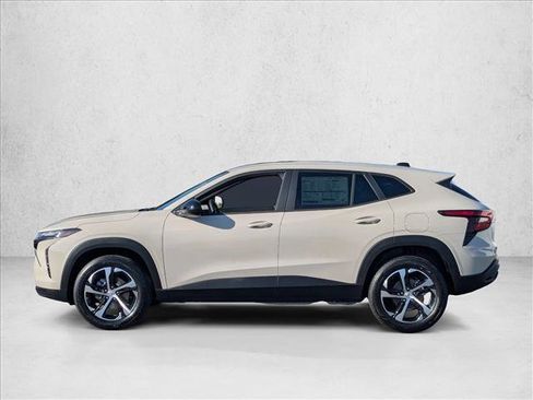 New 2026 Chevrolet Trax RS w/ Sunroof Package image 5