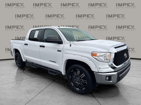 Used 2016 Toyota Tundra SR5 w/ SR5 Upgrade Package image 7