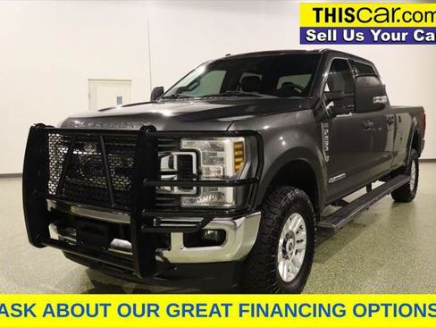 Used 2019 Ford F250 XLT w/ XLT Value Package AWD/4WD image 4