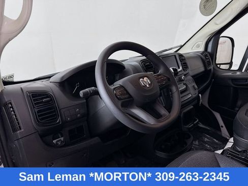Used 2025 RAM ProMaster 2500 w/ Convenience Group image 9