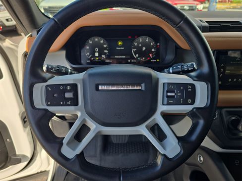 Used 2024 Land Rover Defender 110 X-Dynamic SE image 20
