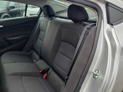 Used 2018 Chevrolet Cruze LS FWD image 23