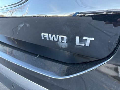 Used 2021 Chevrolet Equinox LT image 38