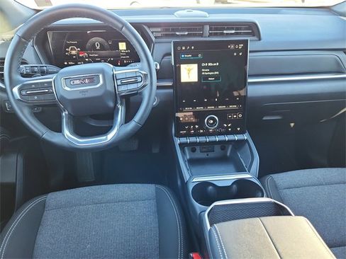 Used 2025 GMC Terrain Elevation image 13