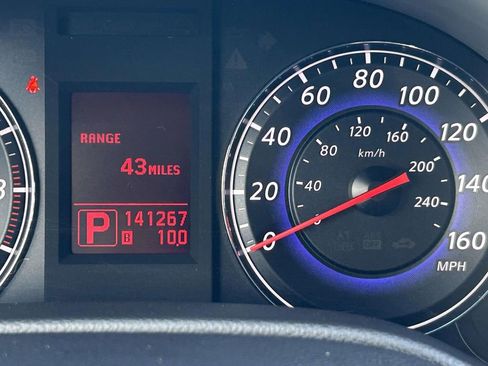 Used 2008 INFINITI G35 Journey w/ Premium Pkg image 23