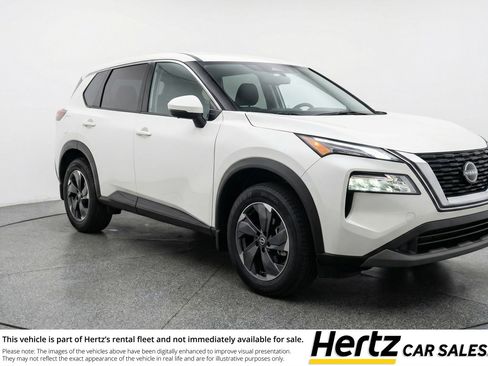 Used 2025 Nissan Rogue SV AWD/4WD image 1