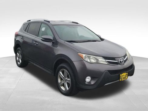 Used 2015 Toyota RAV4 XLE image 8