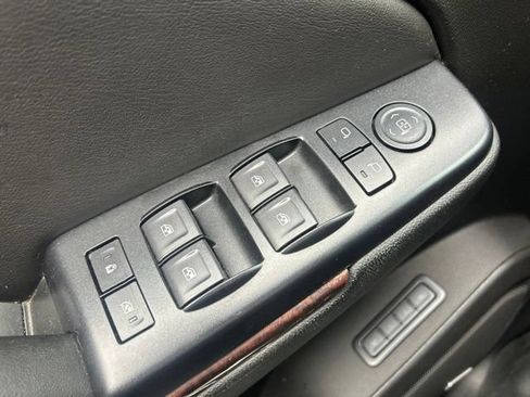 Used 2019 GMC Yukon XL SLT RWD image 15