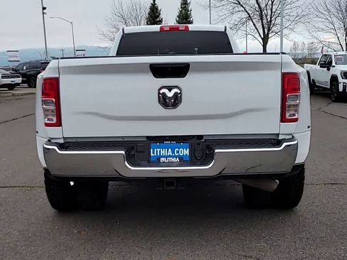 Used 2023 RAM 3500 Big Horn w/ Level 1 Equipment Group image 7