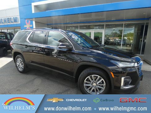 Certified 2023 Chevrolet Traverse LT w/ LPO, Floor Liner Package AWD/4WD image 1
