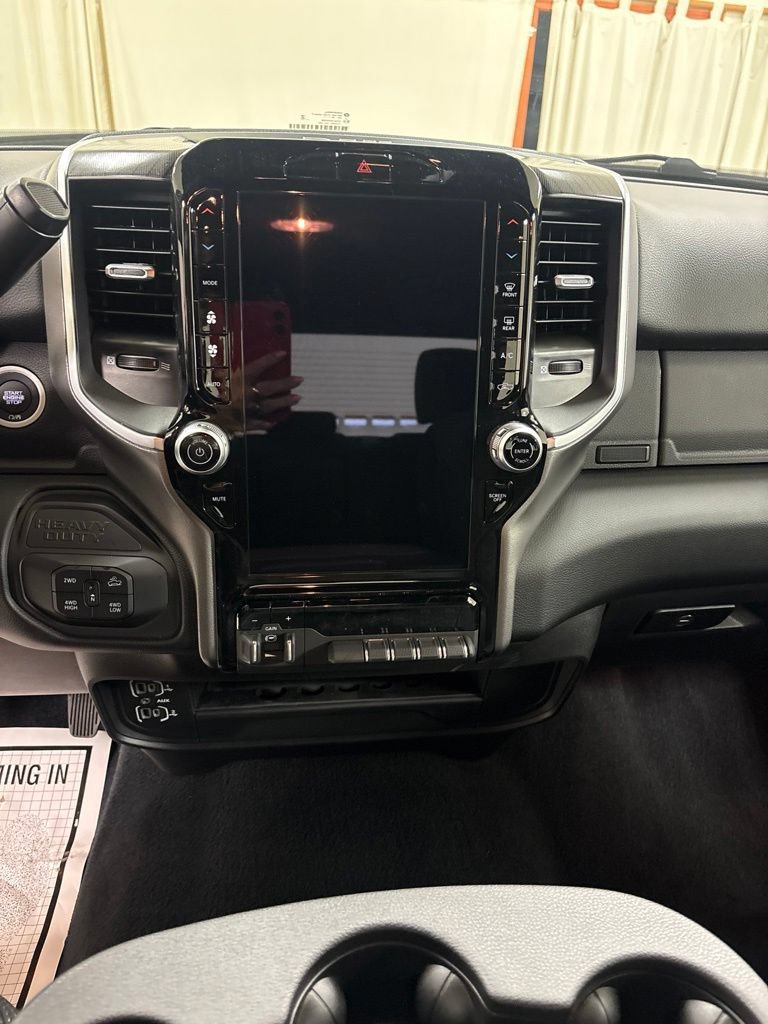 New 2026 RAM 2500 Big Horn AWD/4WD image 13