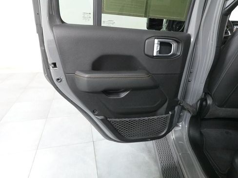 Used 2023 Jeep Wrangler Unlimited Sahara AWD/4WD image 28