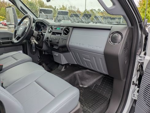 New 2026 Ford F750 2WD Crew Cab Super Duty image 38