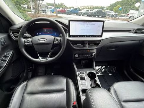 Certified 2024 Ford Escape Platinum AWD/4WD image 25