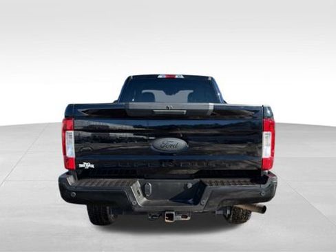 Used 2017 Ford F250 XLT w/ XLT Value Package image 8