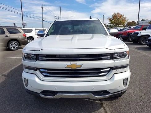 Used 2016 Chevrolet Silverado 1500 LTZ Z71 w/ LTZ Plus Package image 2