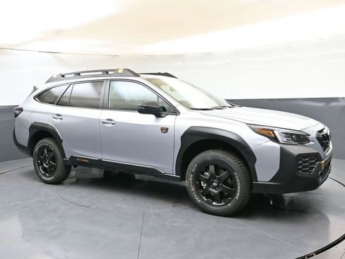 Used 2025 Subaru Outback Wilderness image 7