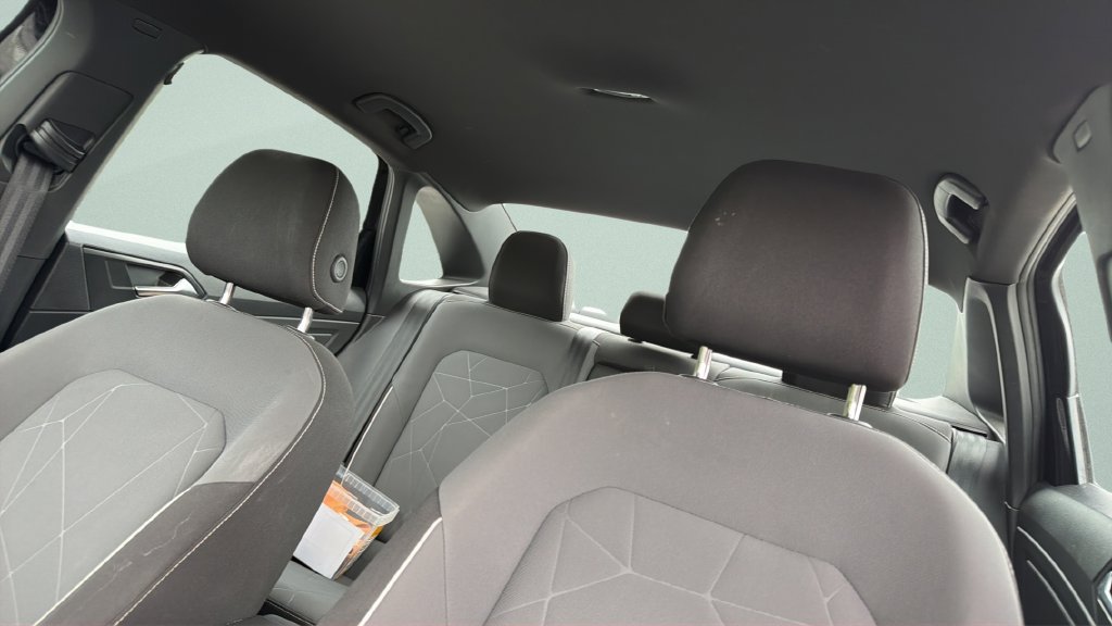 Certified 2025 Volkswagen Jetta Sport FWD image 17