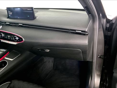 Used 2024 Genesis GV70 3.5T Sport w/ Sport Prestige Package image 17