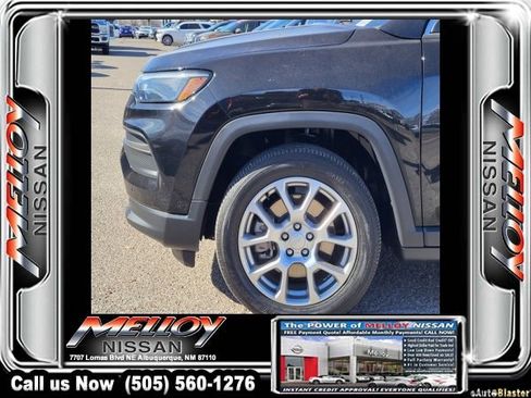 Used 2023 Jeep Compass Latitude w/ Sun and Sound Group image 10