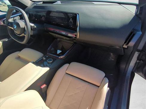 Used 2025 BMW X3 xDrive30i w/ Premium Package image 22