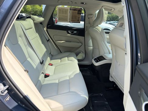 Used 2021 Volvo XC60 T5 Inscription w/ Advanced Package FWD image 33