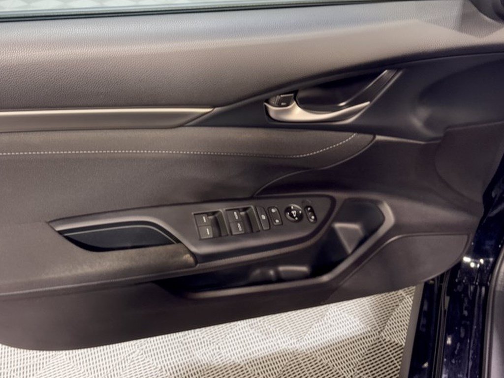 Used 2018 Honda Civic EX image 14