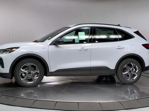 New 2025 Ford Escape ST-Line w/ Tech Pack #1 image 5