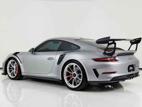 Used 2019 Porsche 911 GT3 RS RWD image 5