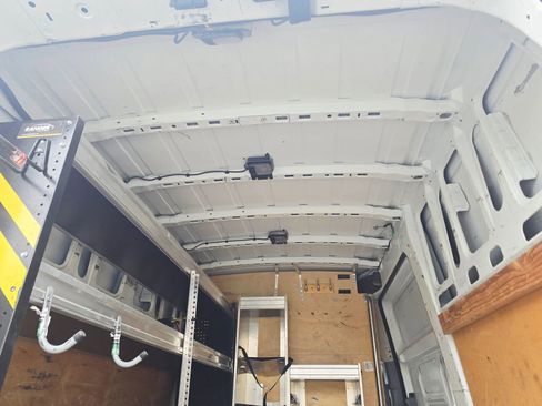 Used 2017 Nissan NV 2500 SV w/ Technology Package image 39