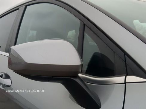 Used 2023 Kia Sportage LX image 12