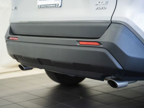 Used 2023 Toyota RAV4 XLE w/ Convenience Package AWD/4WD image 8