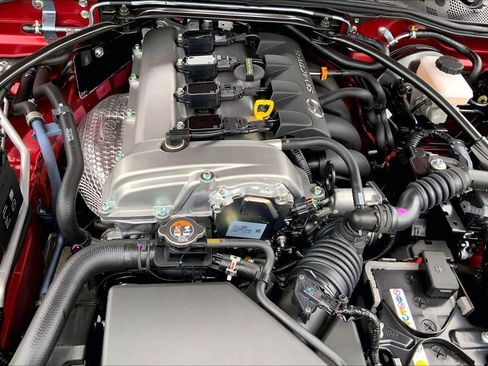 New 2026 MAZDA MX-5 Miata RF Grand Touring RWD image 16