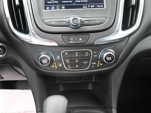 Used 2022 Chevrolet Equinox LT AWD/4WD image 9