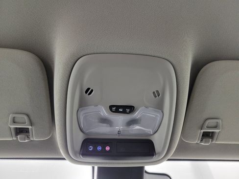 Used 2025 Buick Encore GX Preferred image 18