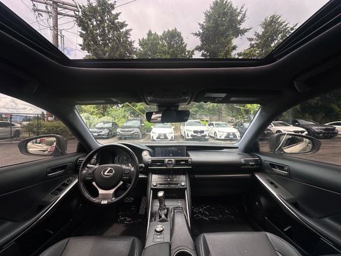 Used 2017 Lexus IS 200t F Sport w/ F Sport Package RWD image 16