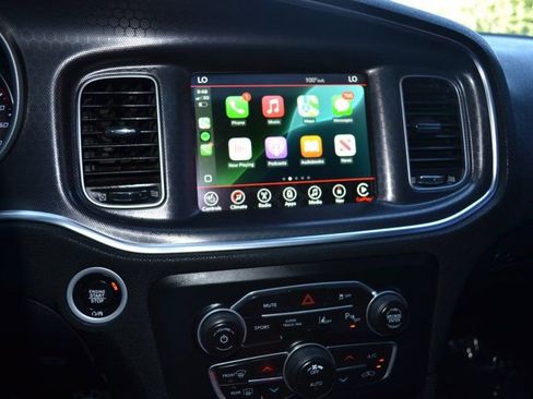 Used 2017 Dodge Charger R/T Scat Pack w/ Technology Group image 22