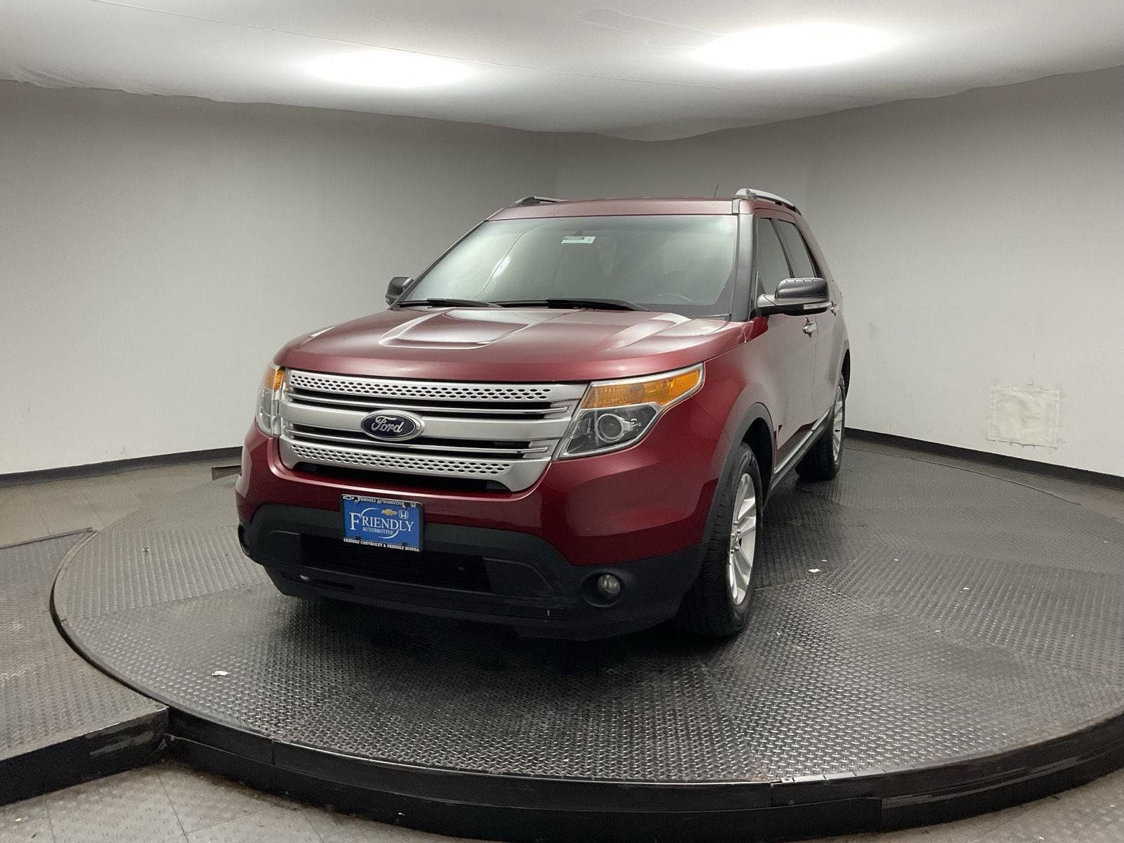 Used 2013 Ford Explorer XLT AWD/4WD image 3