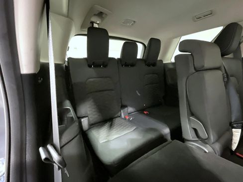 Used 2024 Nissan Pathfinder SV w/ Black Appearance Package AWD/4WD image 20