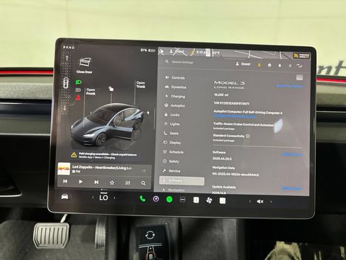 Used 2025 Tesla Model 3 Long Range RWD image 14