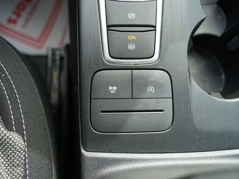 Certified 2023 Ford Escape Active AWD/4WD image 19