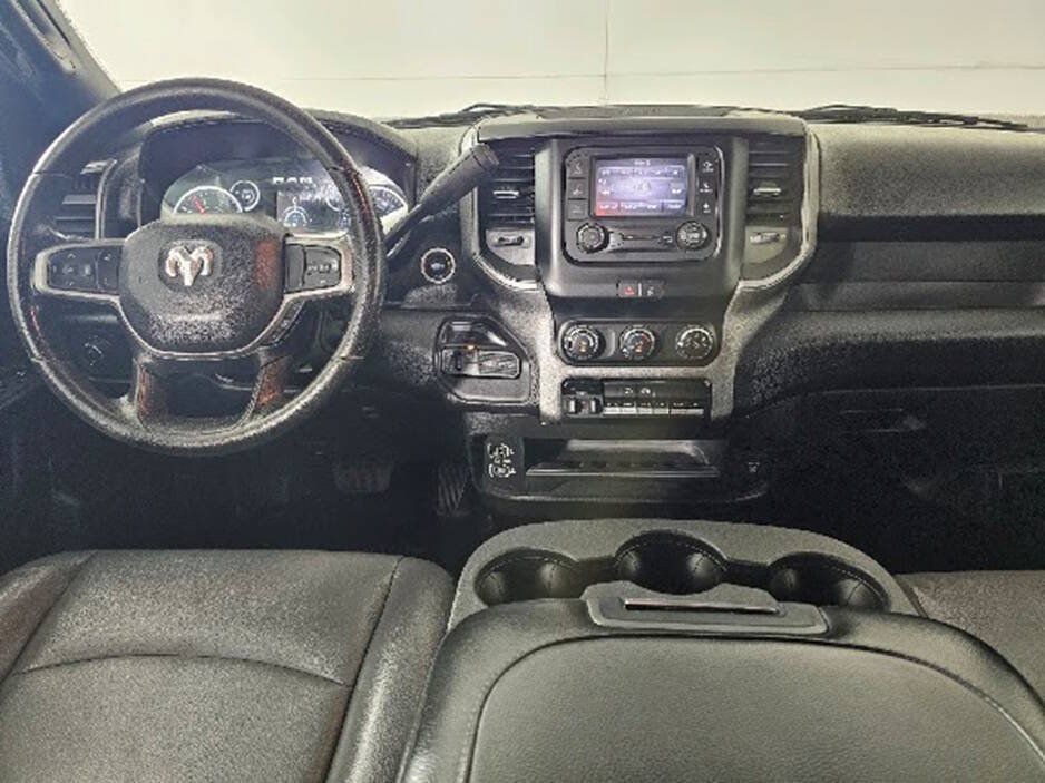 Used 2024 RAM 2500 Tradesman w/ Chrome Appearance Group AWD/4WD image 15