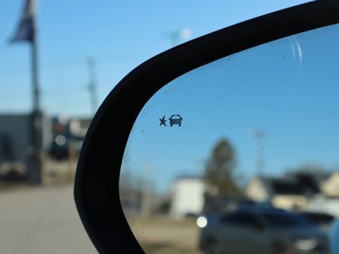 Used 2024 Buick Encore GX Preferred image 22