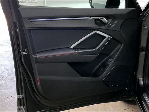 Certified 2025 Audi Q3 2.0T Premium Plus w/ Premium Plus Package image 26