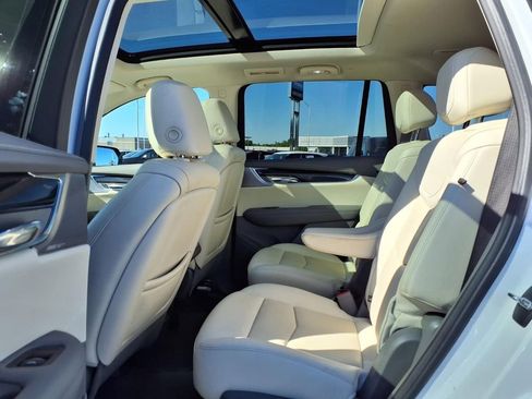 Used 2023 Cadillac XT6 Premium Luxury w/ LPO, Floor Liner Package AWD/4WD image 24